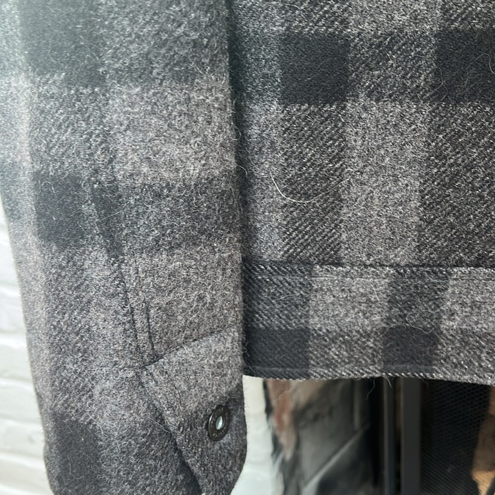 Filson Mackinaw Wool Work Jacket - XS - Picture 6 of 7